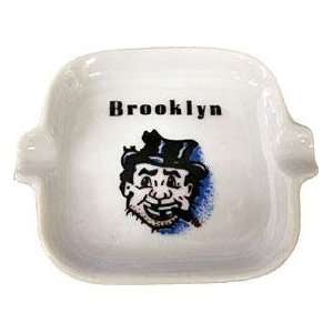  Brooklyn Dodgers Bum Decal Ashtray   MLB Car Magnets And 