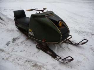   Late 1960s Tradewinds Snowmobile For Parts or Restore Rockwell JLO 372