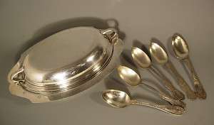 Wallace Silverplate Covered Chaffing Dish & 5 Spoons  