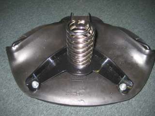 You are bidding on a brand new DENFELD seat with spring for BMW R25/1 