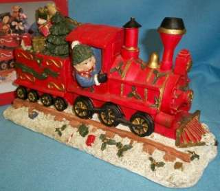 Santas Collection Christmas Decoration Train Polyresin Large 11 1/2 