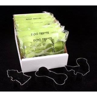 Cookie Cutter Set comes with 3 unique shapes, a Squirrel cookie cutter 